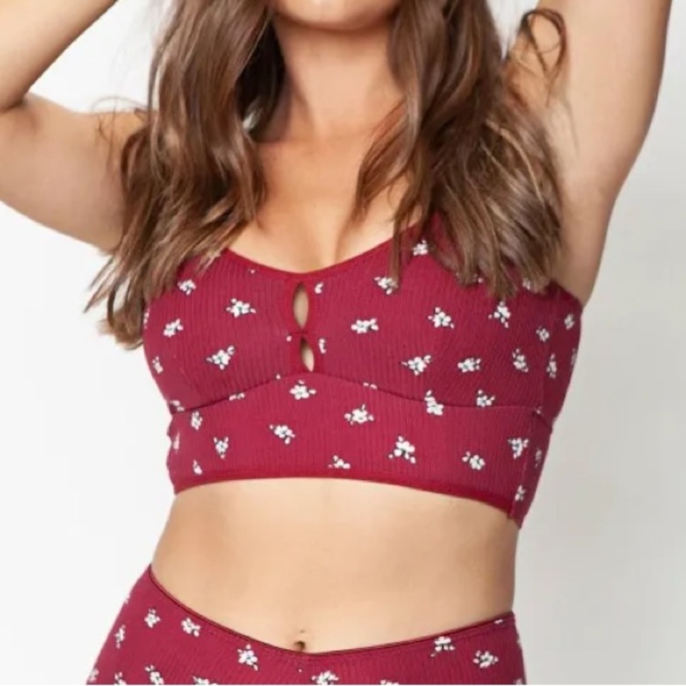 Cameo Clothing Classic Floral Bralette-Size XL-Maroon Floral